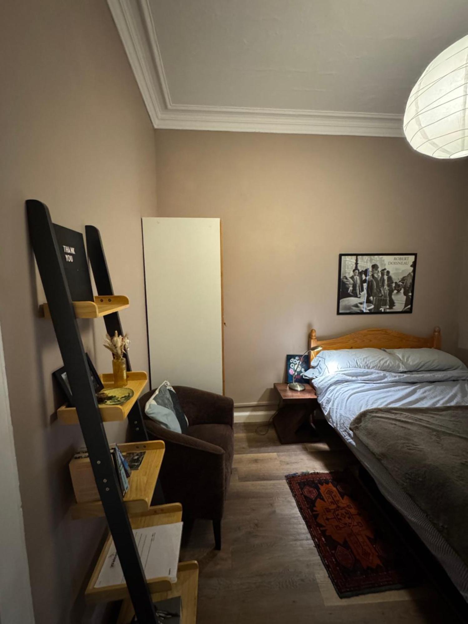 Central Room In Historic Tenement Shared Apartment Near Old Town Edinburgh Exterior photo
